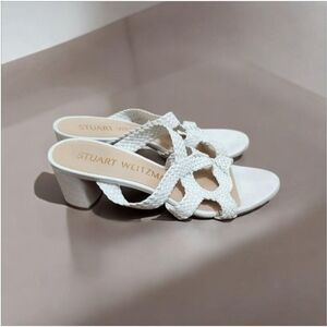 STUART WEITZMAN Woven Padded sandals size 7